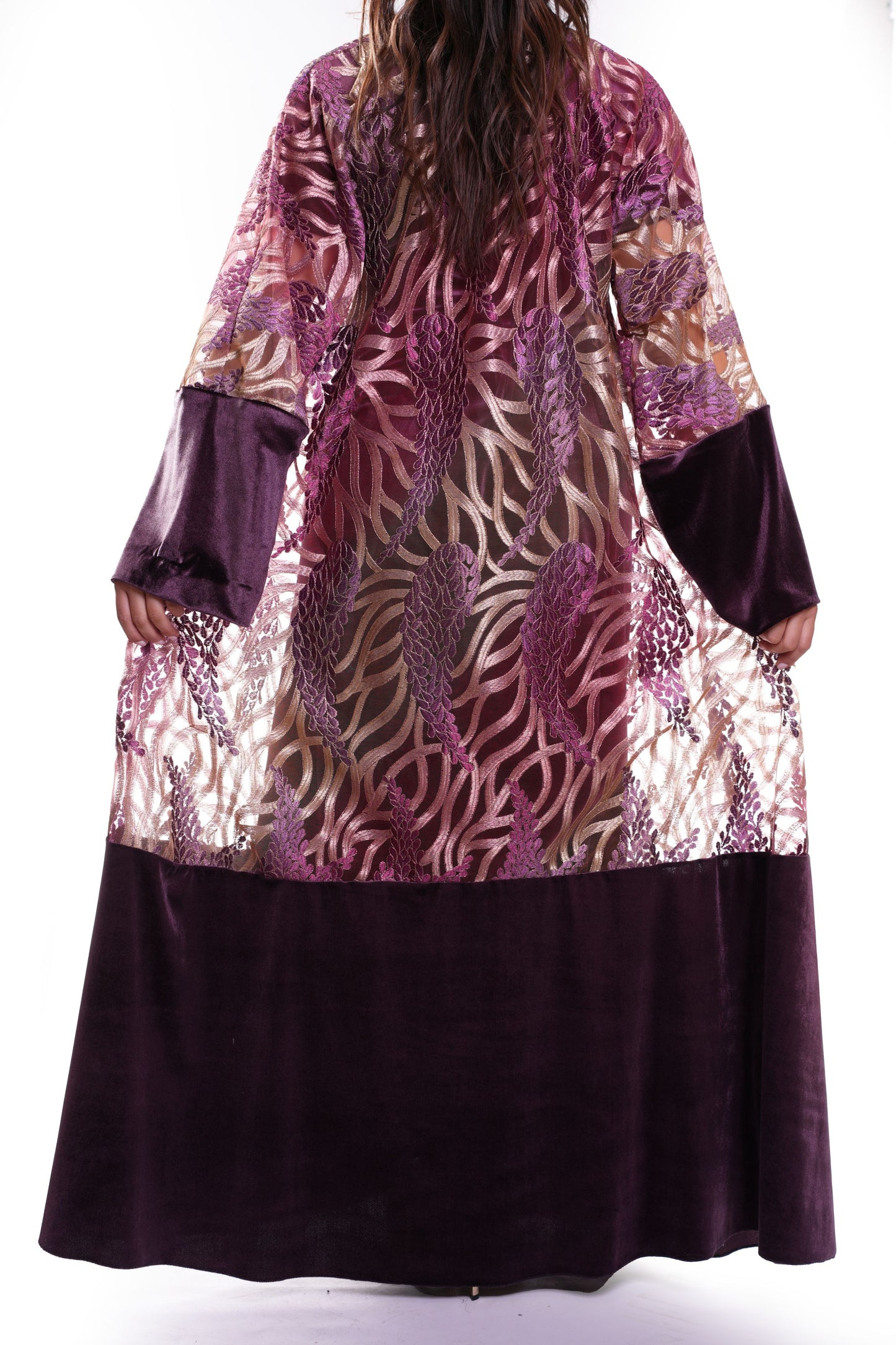 Lysara Abaya