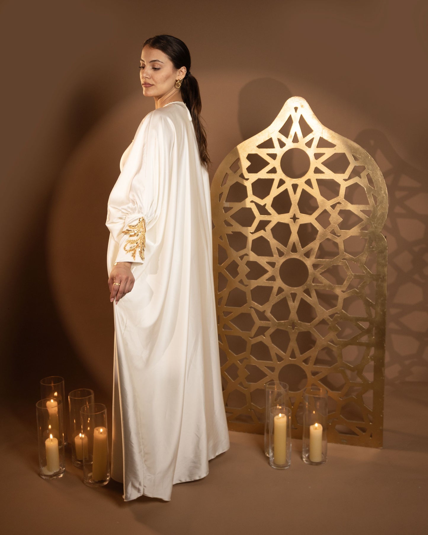 Aureline Ivory Abaya