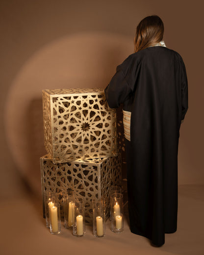 Calyra Abaya