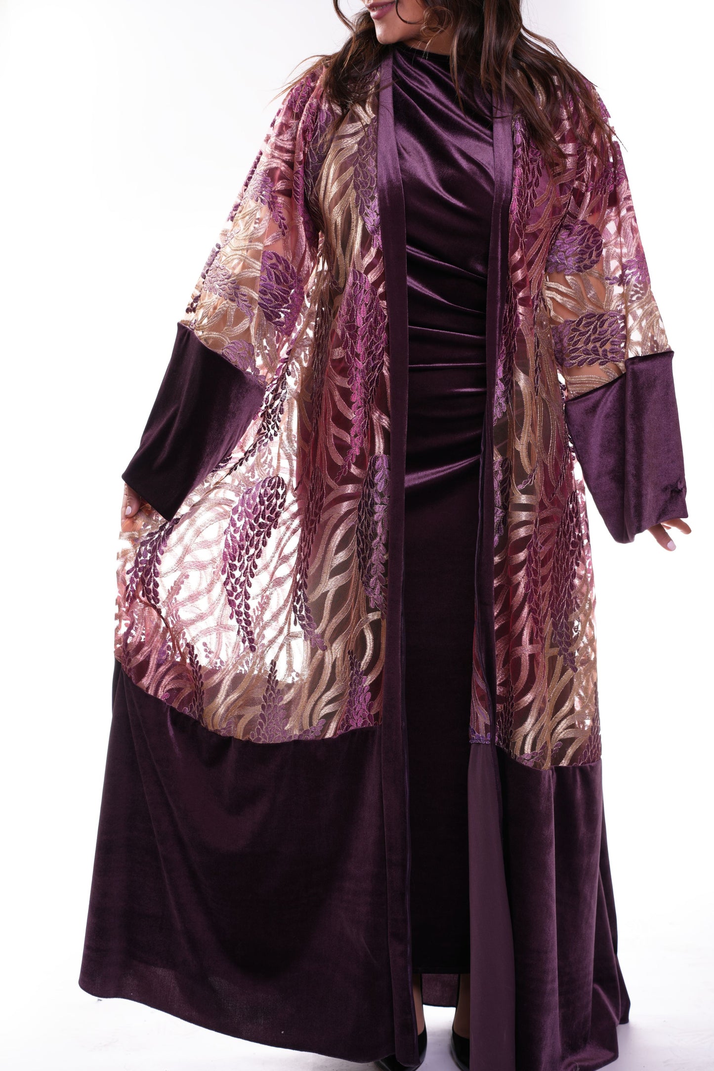 Lysara Abaya